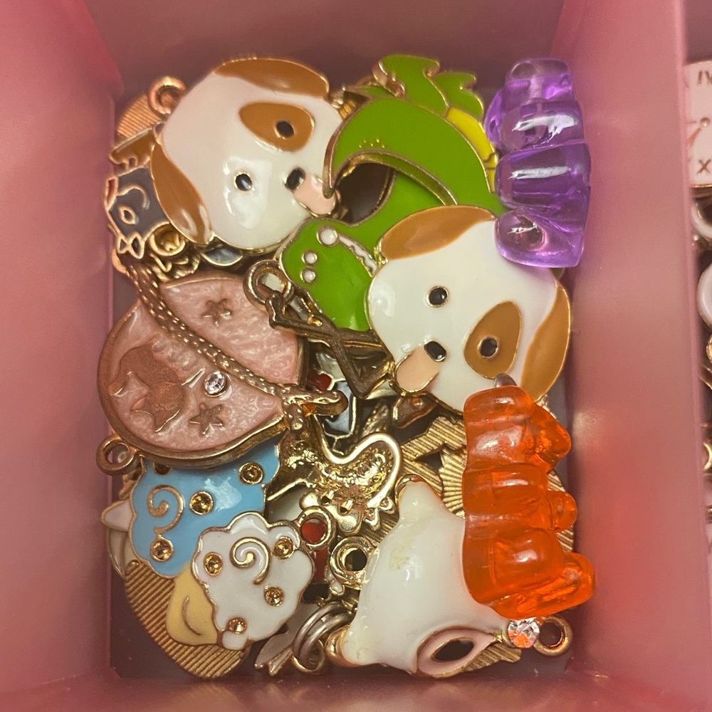 Gold & Colorful Animal-Themed Charm Pack